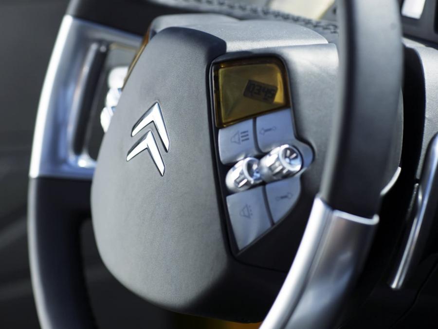  Citroen C-SportLounge Concept 2005 года  (фото 44 из 116)